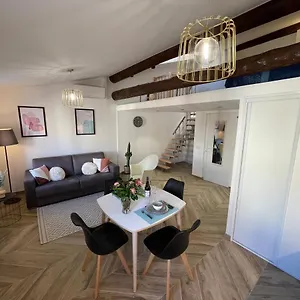 Apartment Renting - Massena - Loft - Heart Of Vieil - The Market With Sea View Antibes