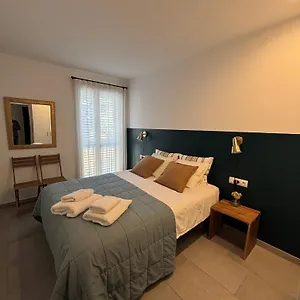 Apartment Nuevo En El Centro Con Garaje Cadaques
